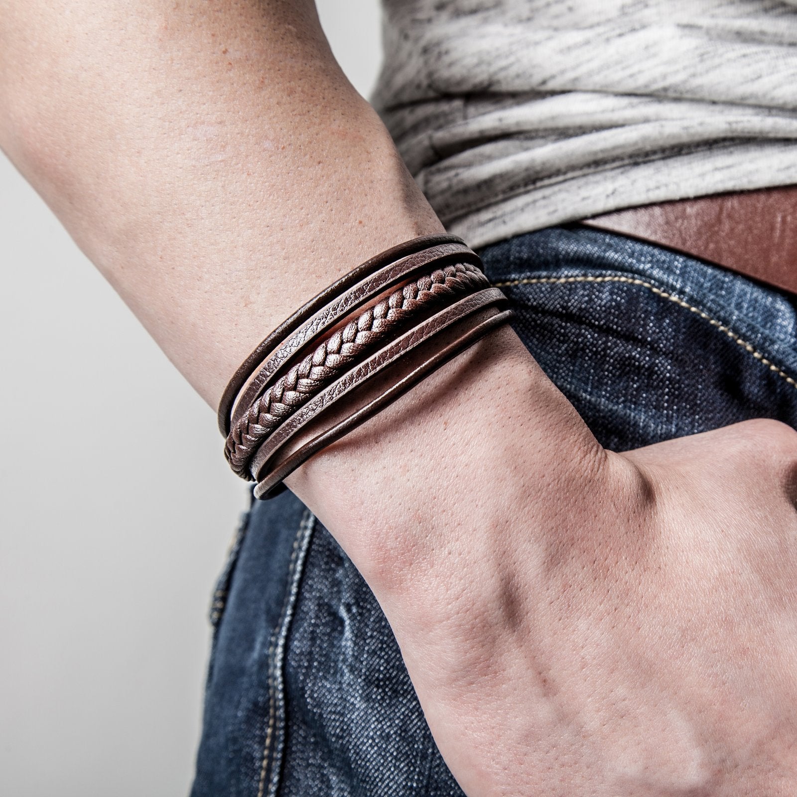 Lederarmbänder richtig pflegen